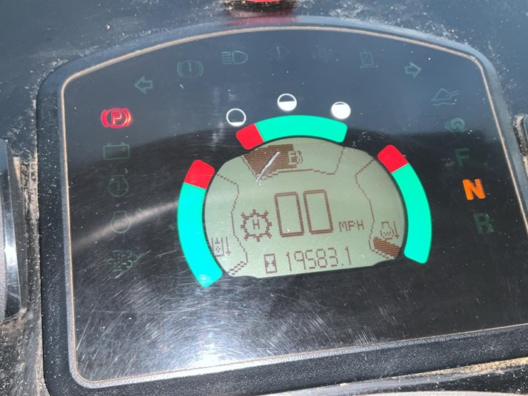 2014-caterpillar-914k-image-28