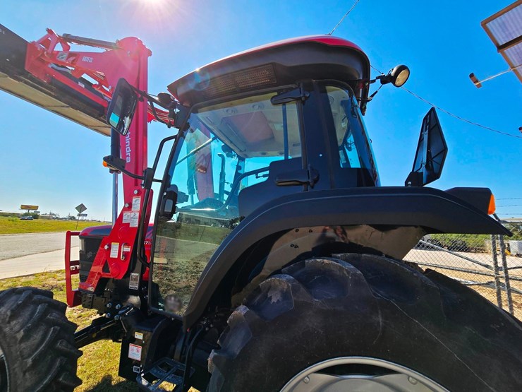 2025-mahindra-6075-image-17