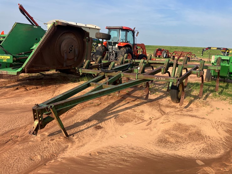 john-deere-1600-image-1