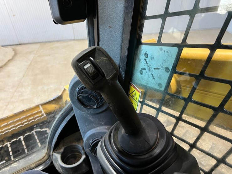 caterpillar-289d-image-26