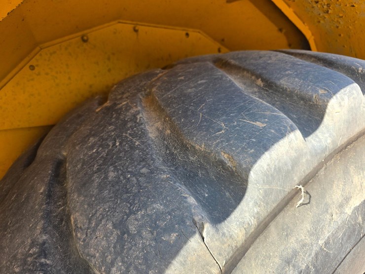 2003-volvo-a40d-image-15