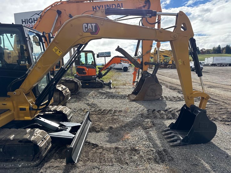 caterpillar-305-image-8