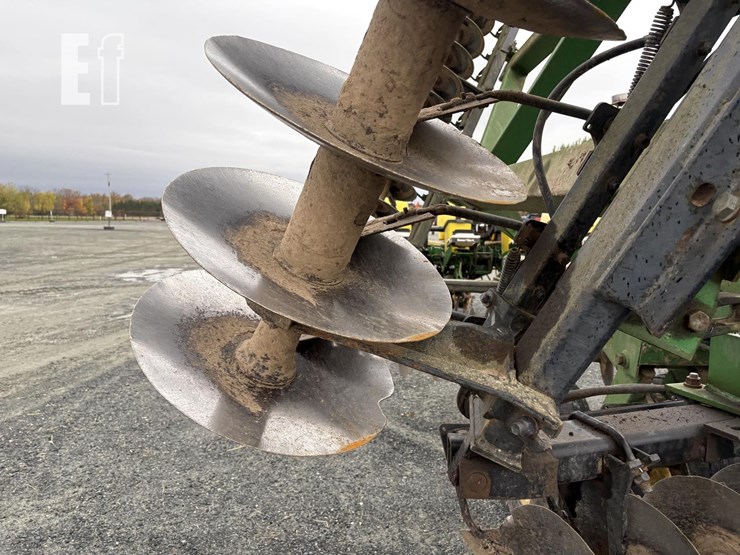 1992-john-deere-630-image-7