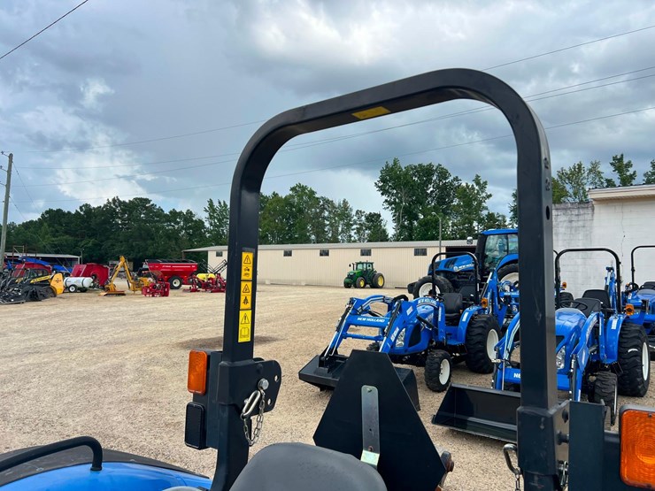 2019-new-holland-workmaster-95-image-12