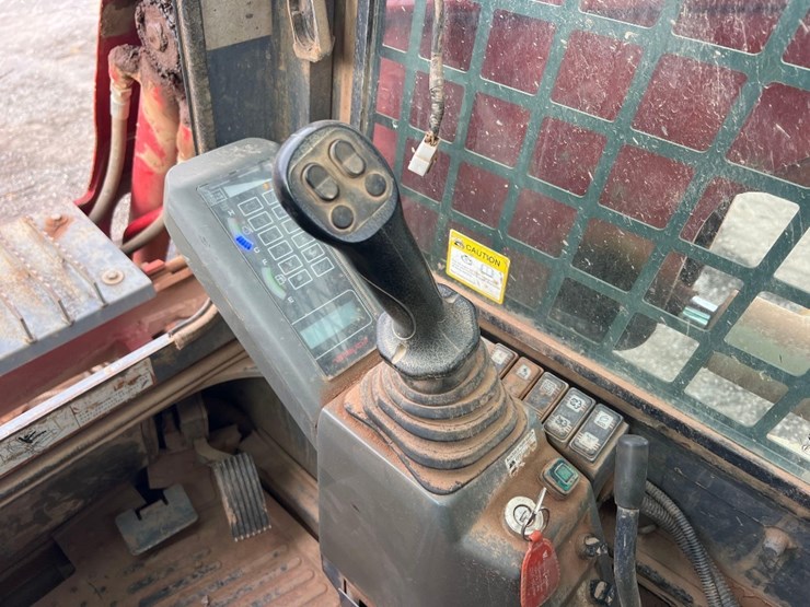 2013-takeuchi-tl10-image-24