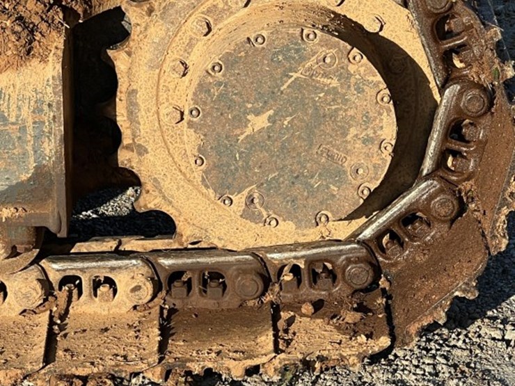 komatsu-pc138us-lc-image-3