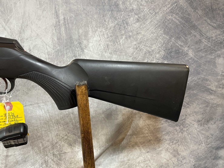 #2077-•-tikka-t1x-sr-17-hmr-bolt-action-rifle,-sn:-am3909-image-8