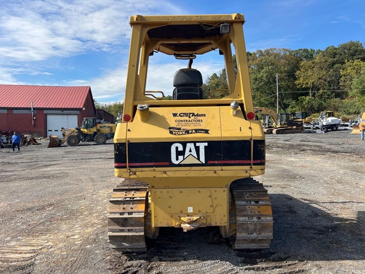 2003-caterpillar-d3g-xl-image-3