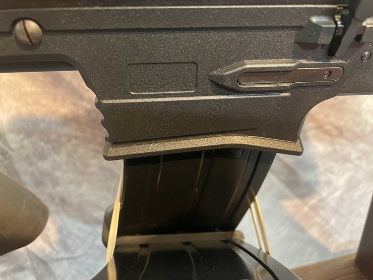 #2103-•-emperor-supra-s-12-ga.-semi-auto-shotgun,-sn:-23bp0185-image-19