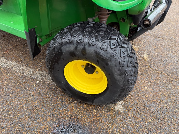 john-deere-gator-image-13