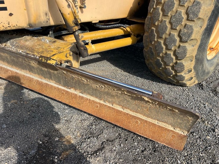 1980-athey-ab6905-motor-grader-image-13