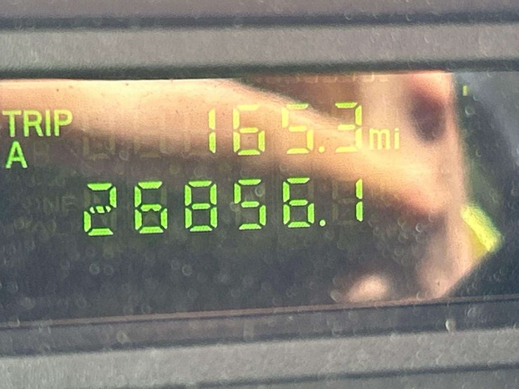 2011-ford-cargo-image-6