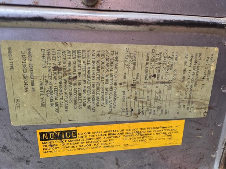 1989-mack-rd690s-image-90