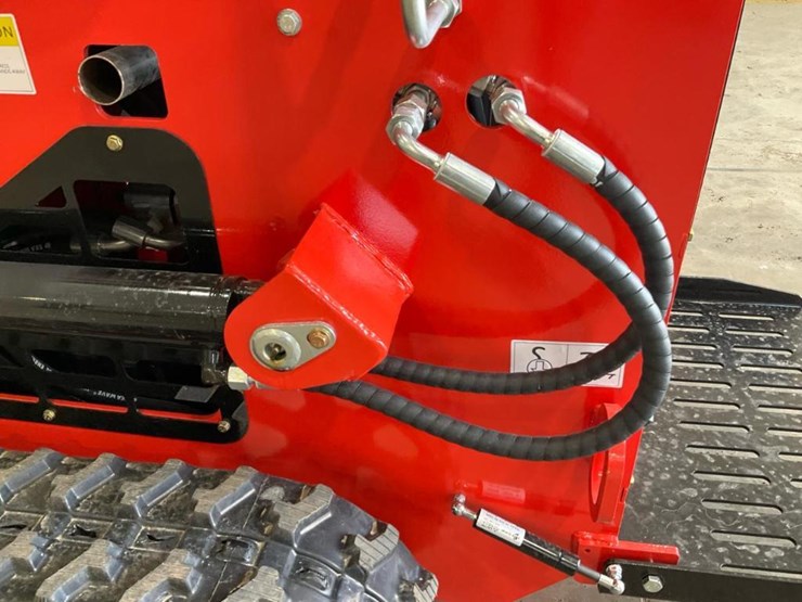 #1017-•-unused-future-ft380r-mini-skid-steer-image-27