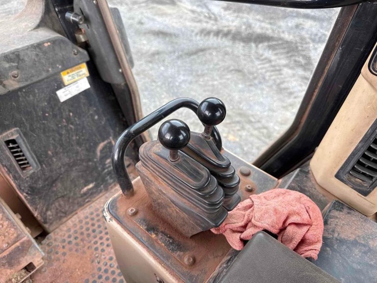 1999-caterpillar-963c-image-27