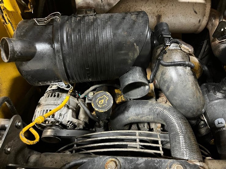 john-deere-317-image-13