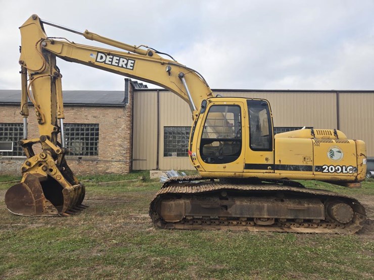 1999-john-deere-200-image-2