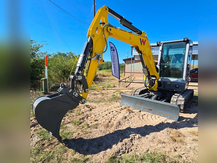 2025-wacker-neuson-ez50-zero-tail-excavator-extremely-low-hours-image-6