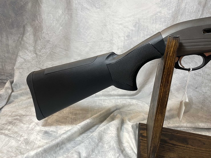 #2016-•-hatfield-12-ga.-semi-auto-shotgun,-sn:-12a22-003877-image-4