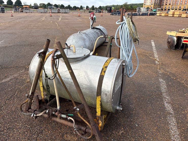 #6928-•-3pt-hitch-spray-tank-image-2