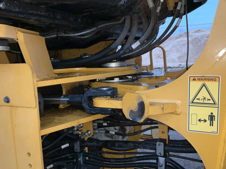 2014-caterpillar-914k-image-63