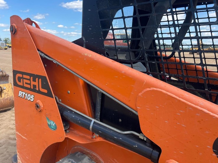 2019-gehl-rt105-image-23