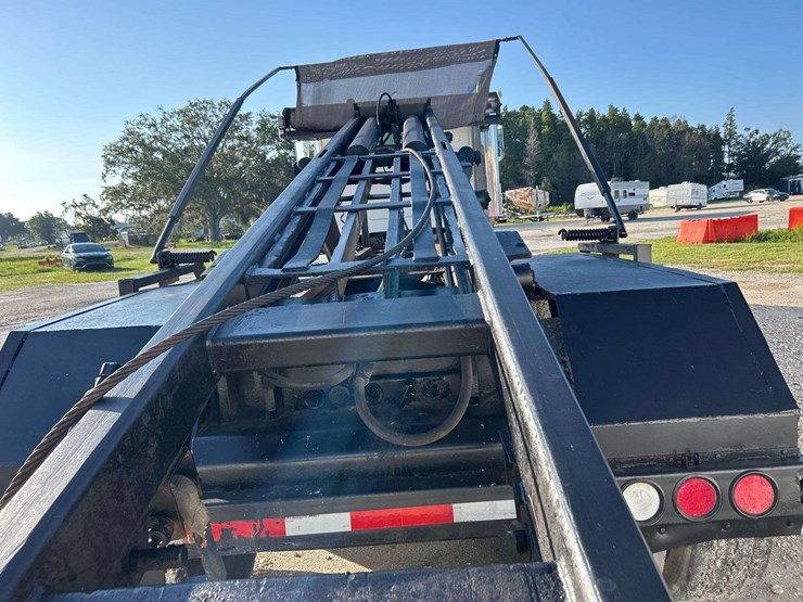 2002-western-star-4900-image-22