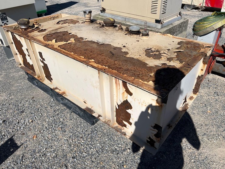 hydraulic-tank-image-3