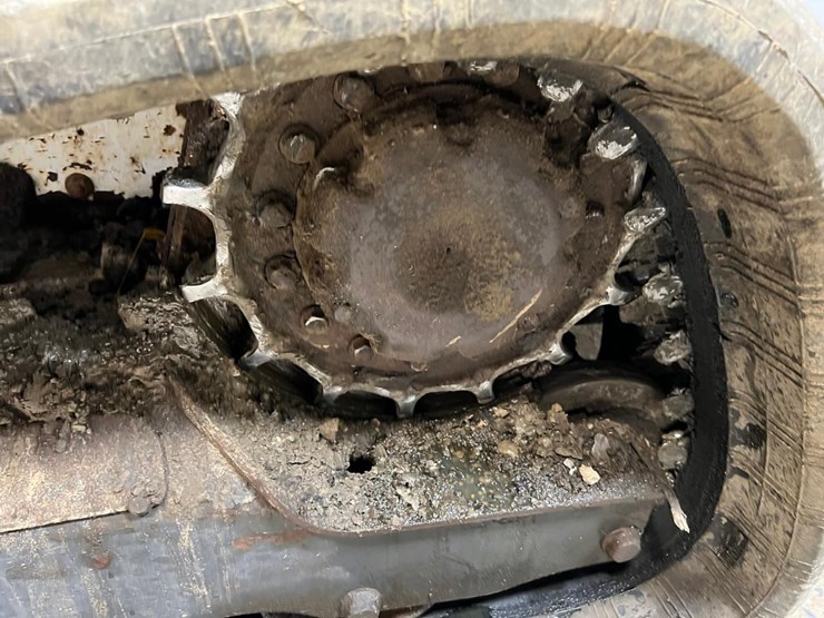 2016-bobcat-t595-image-14