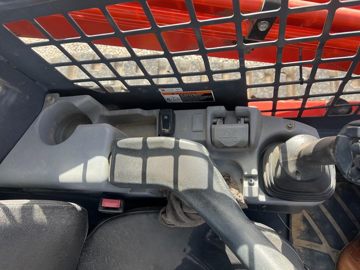 2021-kubota-svl75-2-image-30