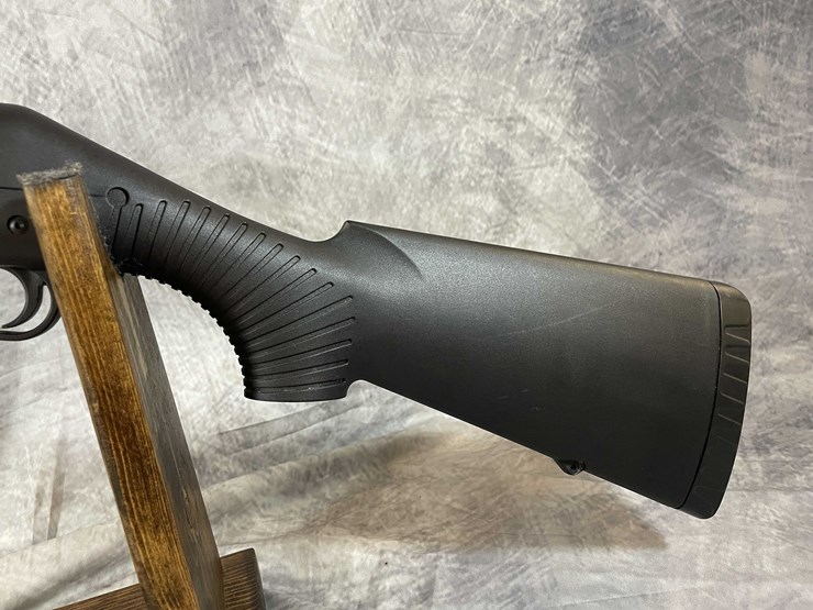 #2030-•-benelli-nova-12-ga.-pump-action-shotgun,-sn:-z185519-image-12