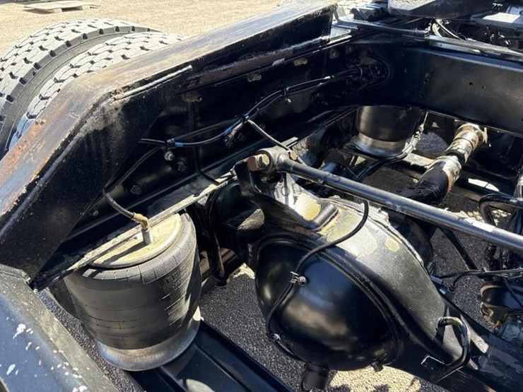 2013-western-star-4900-image-11