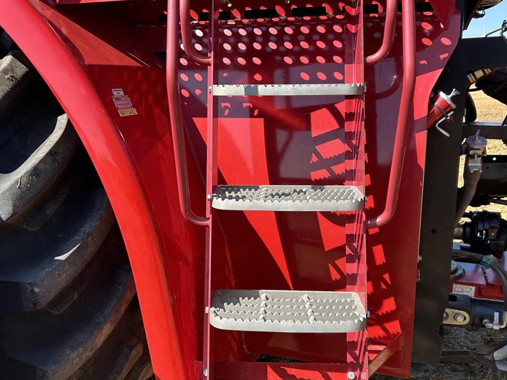 2011-case-ih-steiger-600-hd-image-15