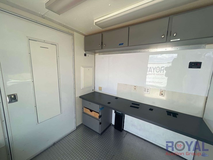 2007-ford-e450-image-22