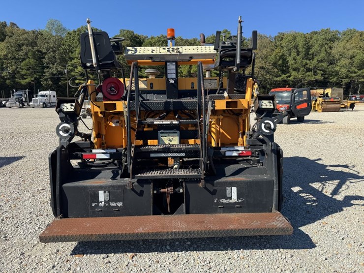 #4707-•-leeboy-l8816r-legend-asphalt-paver-image-19