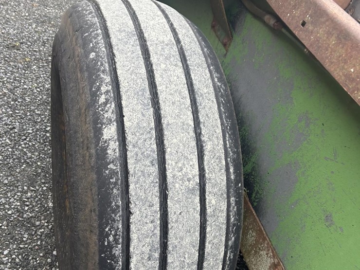 john-deere-450-image-5