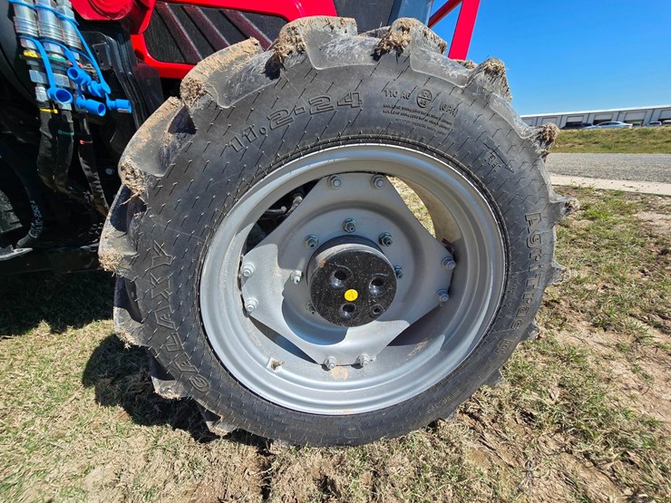 2025-mahindra-6075-image-75