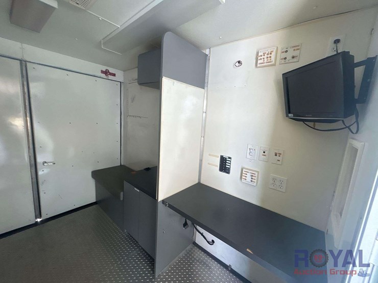 2007-ford-e450-image-25