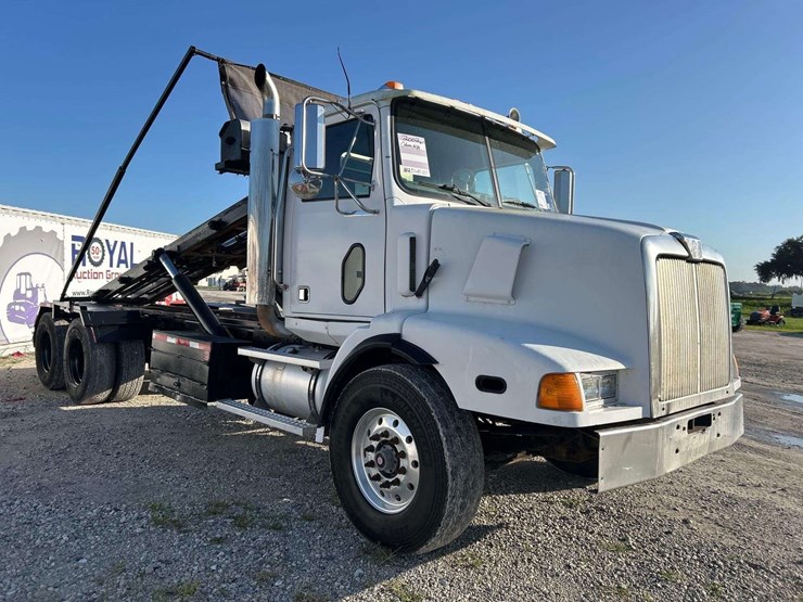 2002-western-star-4900-image-2