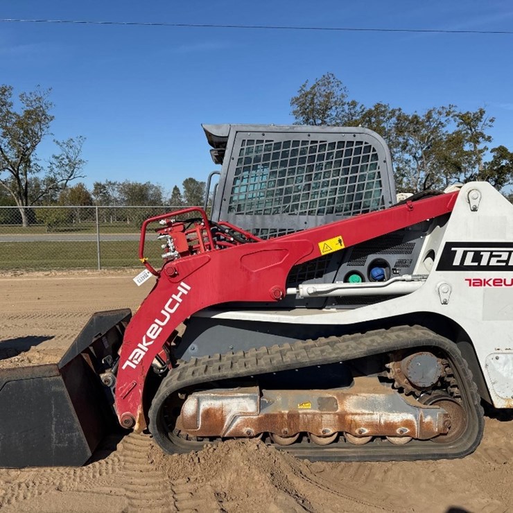 2022 TAKEUCHI TL12R2