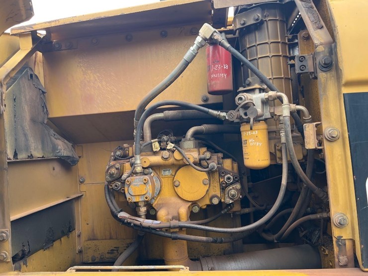 2000-caterpillar-320c-image-29