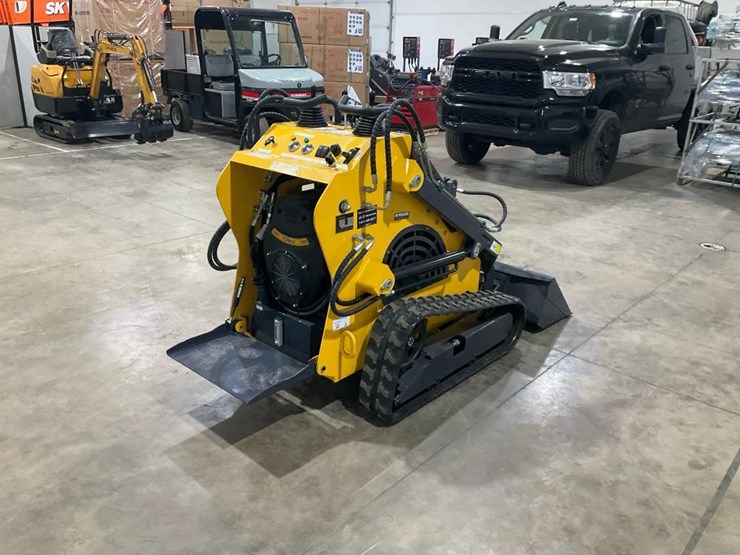 #1000-•-new-landhero-mini-skid-steer-image-3