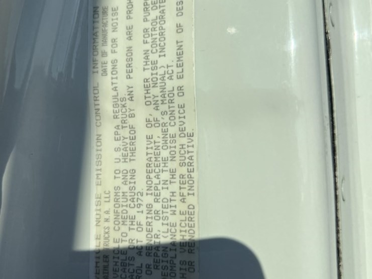 #4766-•-2010-freightliner-cascadia-day-cab-tri-axle-heavy-image-17