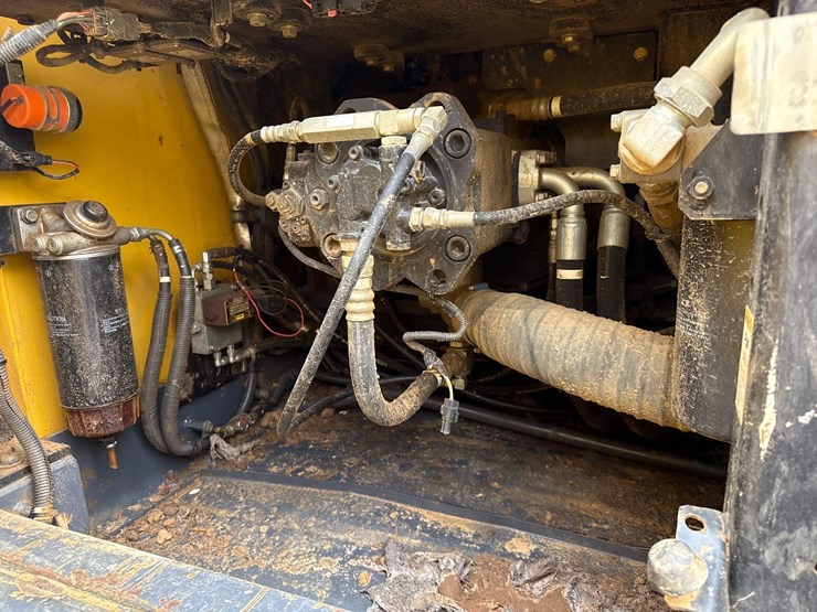 2015-kobelco-sk350-lc-9-image-19