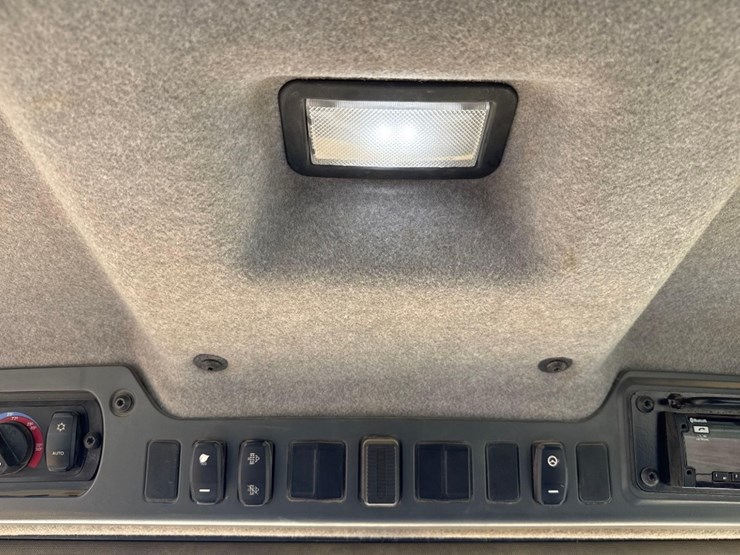 2019-caterpillar-740-gc-image-34