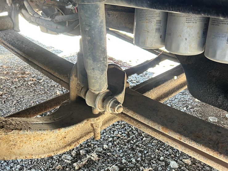 2011-mack-tender-truck-w/adams-rear-discharge-bed-auger-image-82