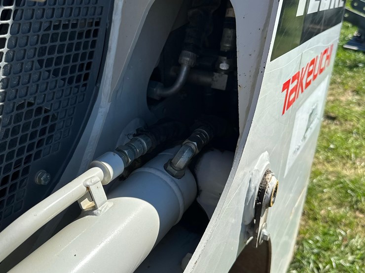 takeuchi-tl8r2-image-12