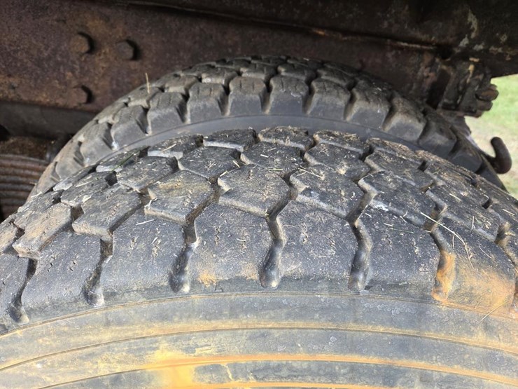 1989-mack-rd690s-image-86