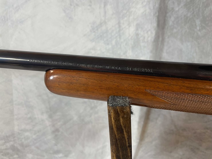 #2085-•-remington-mountain-rifle-model-700-30-06-sprg-bolt-action-rifle,-sn:-b6462247-image-21