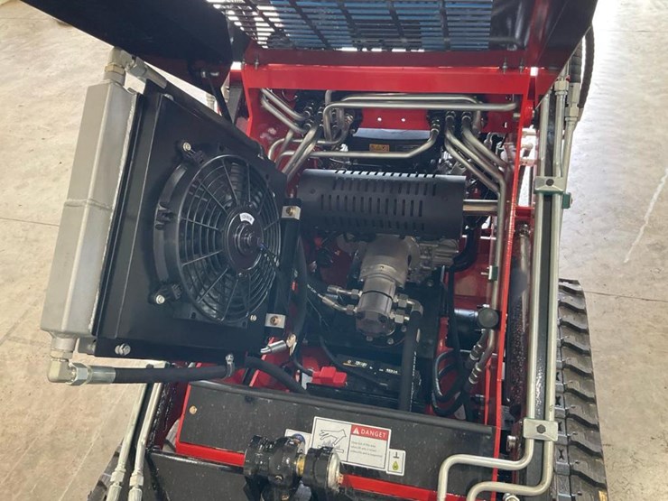 #1016-•-unused-future-ft380r-mini-skid-steer-image-17